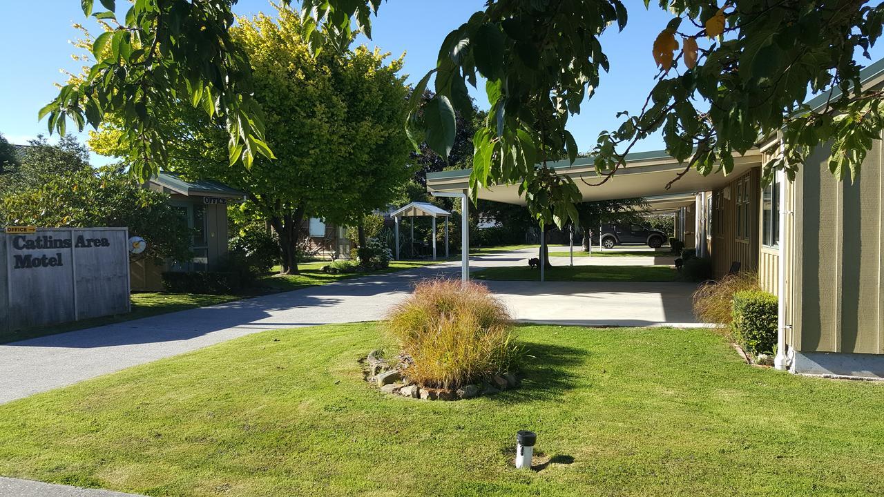 Catlins Area Motel Owaka Exterior photo